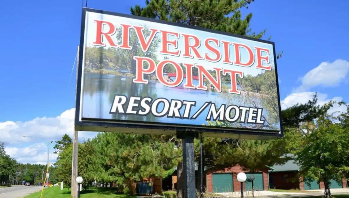 Riverside Point Resort Motel Park Rapids Eksteriør billede