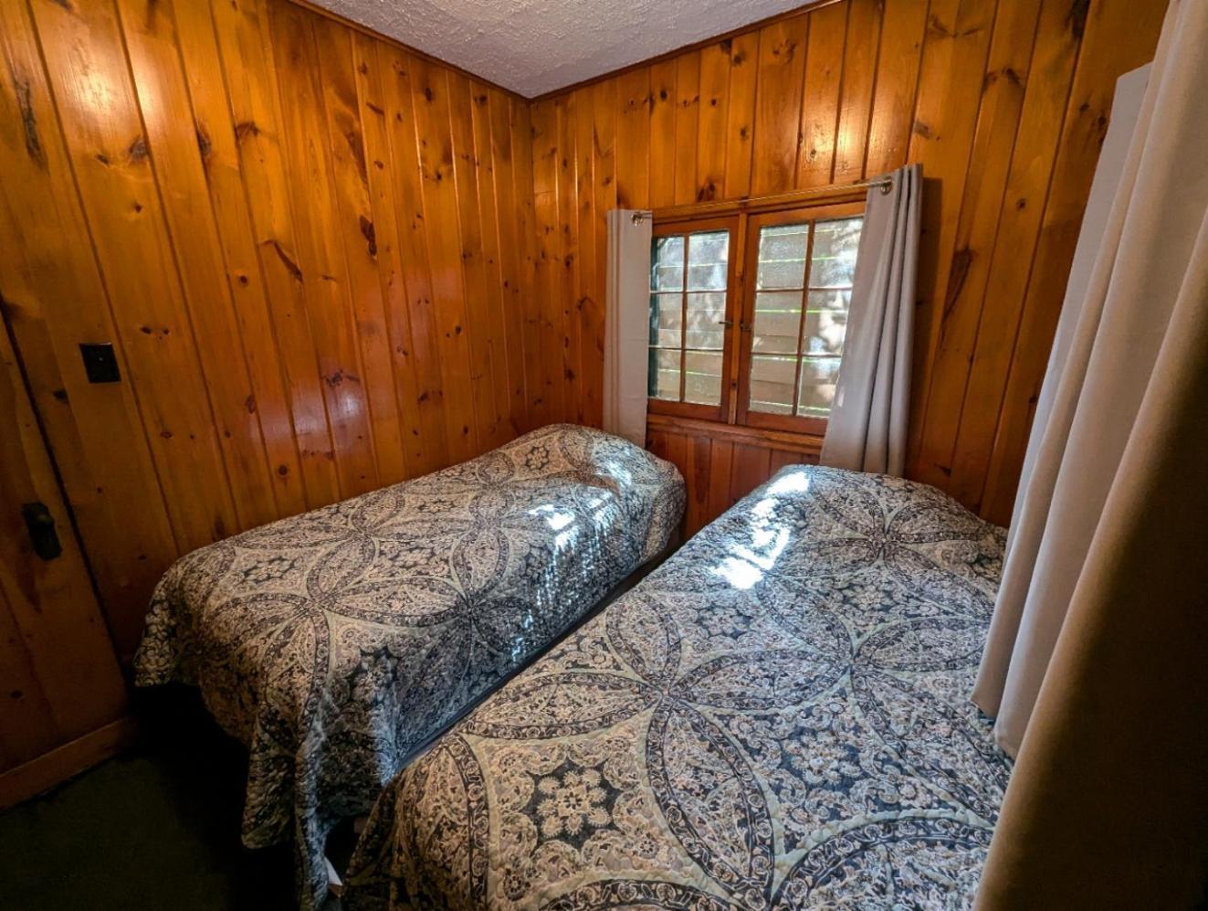 Riverside Point Resort Motel Park Rapids Eksteriør billede