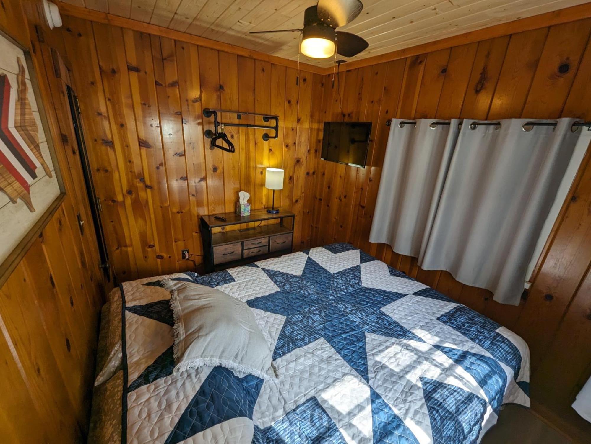 Riverside Point Resort Motel Park Rapids Værelse billede